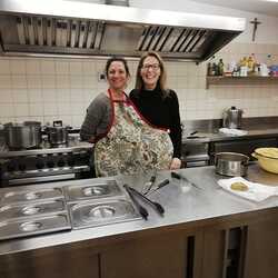 Eva Petz und Sarah Schloffer, Sternsingerteam